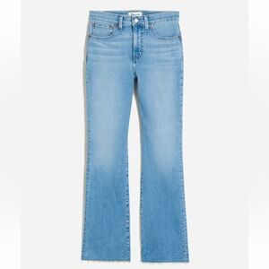 Madewell Jeans - Petite Kick Out Crop Jeans - 24 Petite